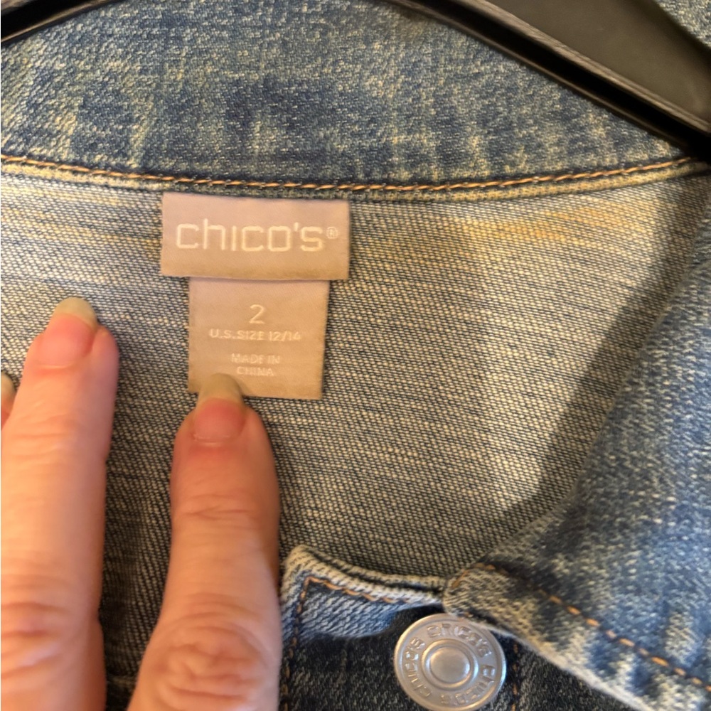 Chico’s Embroidered Denim Jacket Size 12 - Picture 8 of 12